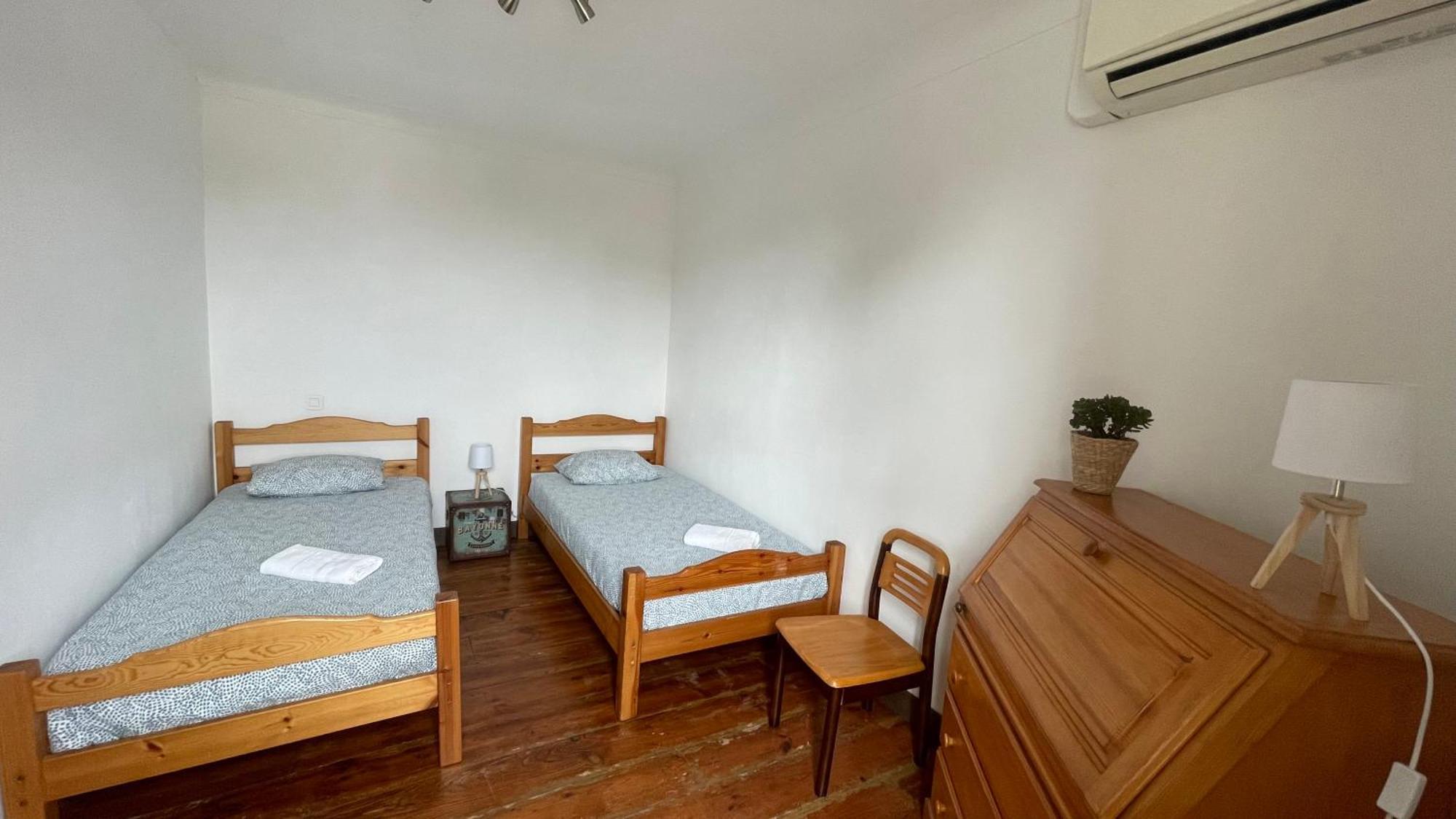 Le Doolies - Holiday Inn Биарриц Экстерьер фото