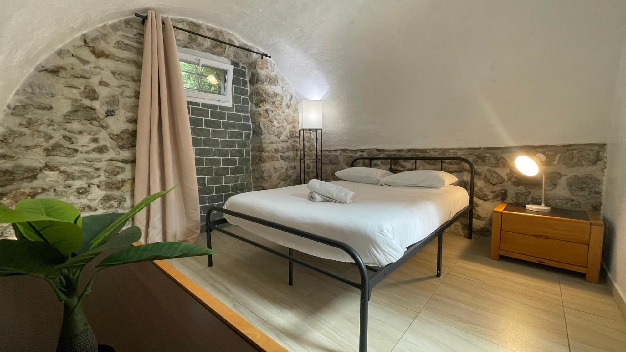 Le Doolies - Holiday Inn Биарриц Экстерьер фото